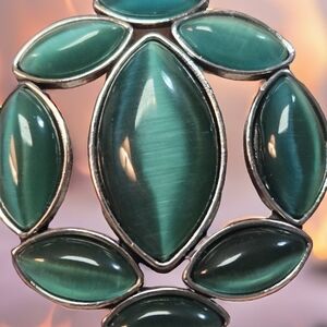 Elegant Geomatric Forest Green Stone Silver Neclace